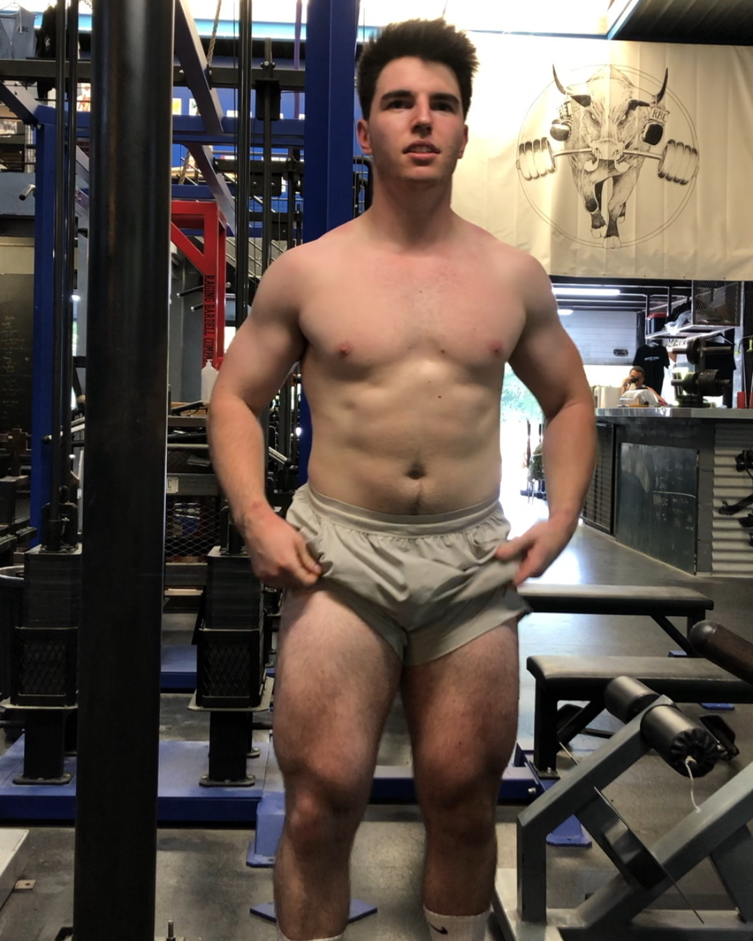 Nathan autour de 85 kg, pendant une prise de masse qu’il juge avoir poussée trop loin.